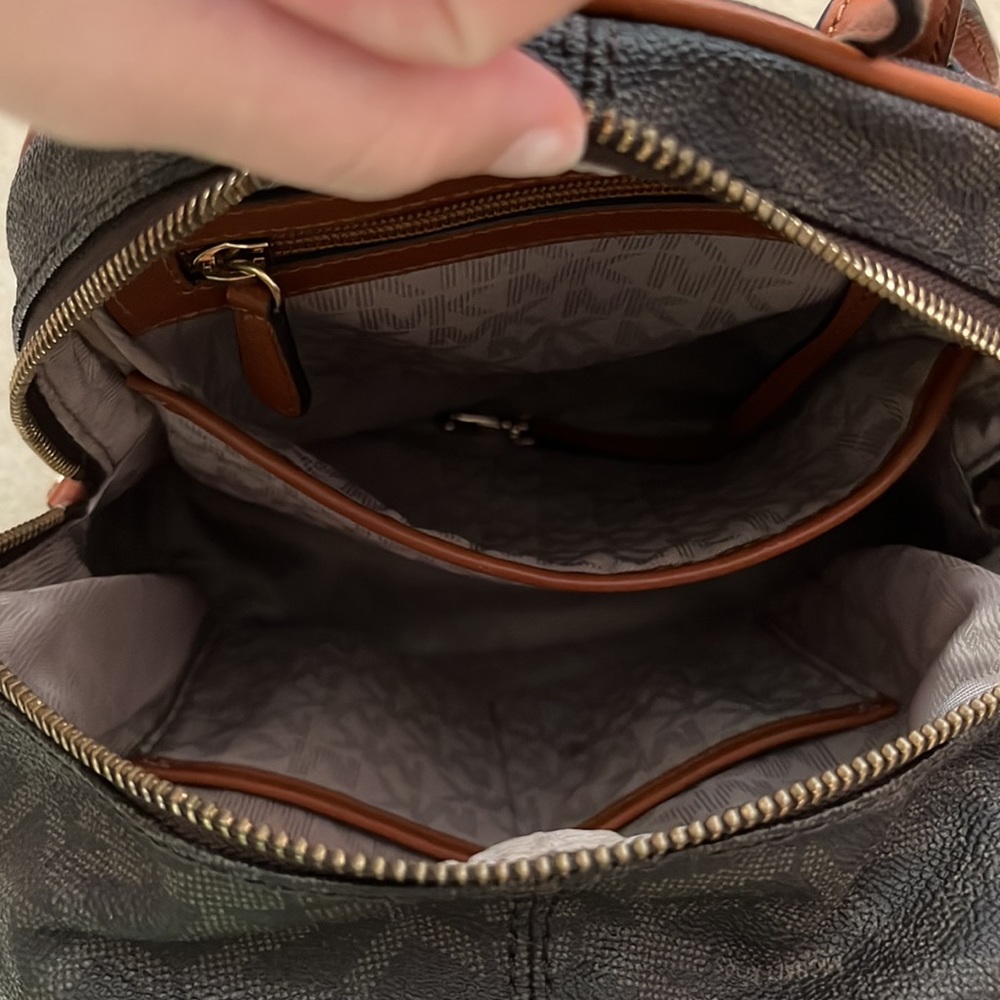 Michael Kors Rhea Medium Logo Backpack - Picture 12 of 16
